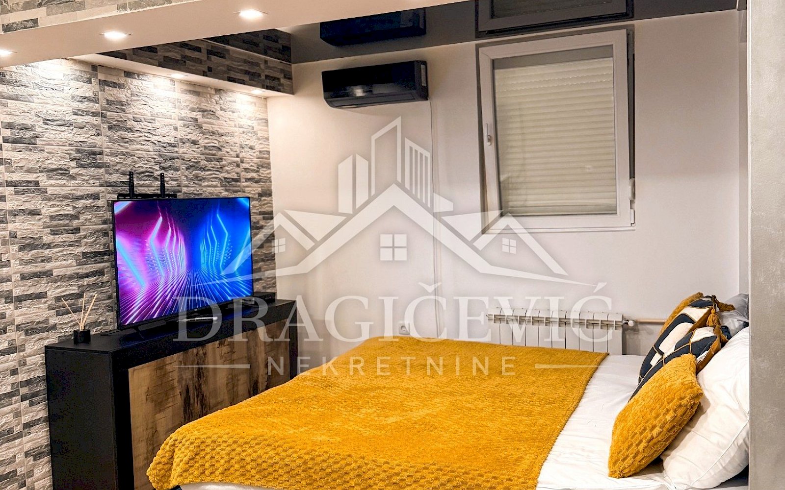 Apartmam 30m2 Bulevar kralja Aleksandra