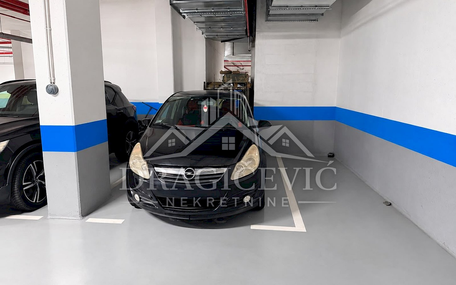 Gražno mesto 12,5m2 odmah dostupno