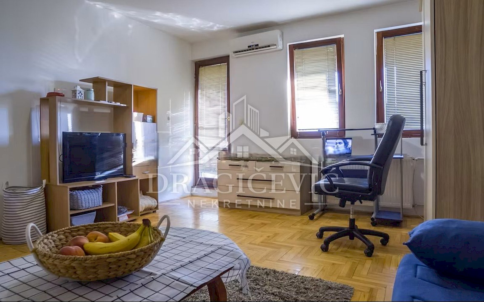 Dvosoban stan Borča 51m2