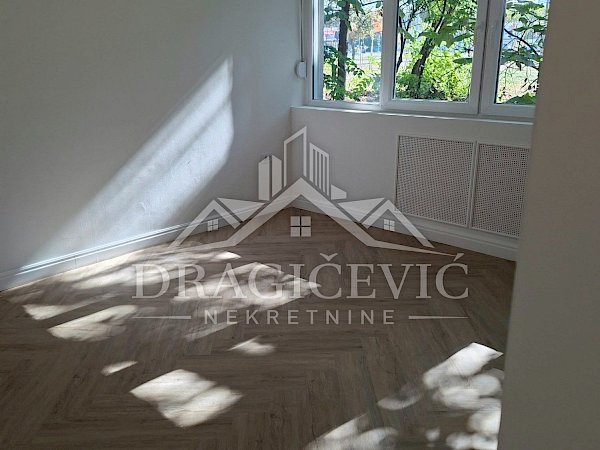 Renoviran stan 60m2 kod hotela Jugoslavija